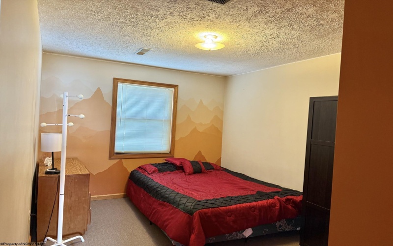 85 LOCHOA Drive, Davis, West Virginia 26260, ,Multi-unit/income,For Sale,LOCHOA,10158590