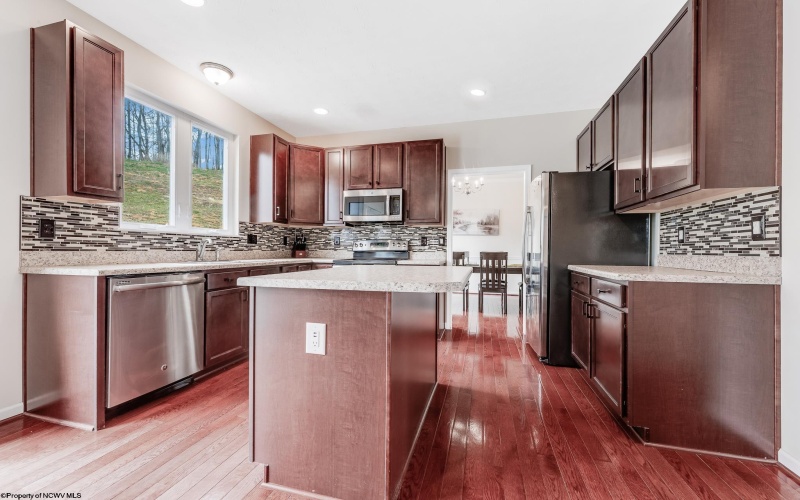 121 Brookdale Drive, Morgantown, West Virginia 26508, 4 Bedrooms Bedrooms, 10 Rooms Rooms,3 BathroomsBathrooms,Single Family Detached,For Sale,Brookdale,10158647