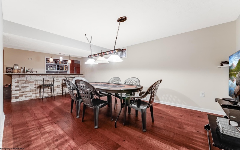 121 Brookdale Drive, Morgantown, West Virginia 26508, 4 Bedrooms Bedrooms, 10 Rooms Rooms,3 BathroomsBathrooms,Single Family Detached,For Sale,Brookdale,10158647