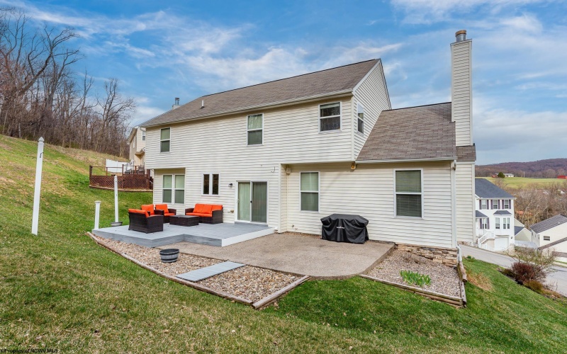 121 Brookdale Drive, Morgantown, West Virginia 26508, 4 Bedrooms Bedrooms, 10 Rooms Rooms,3 BathroomsBathrooms,Single Family Detached,For Sale,Brookdale,10158647