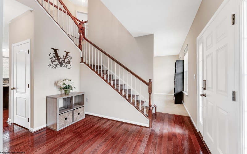 121 Brookdale Drive, Morgantown, West Virginia 26508, 4 Bedrooms Bedrooms, 10 Rooms Rooms,3 BathroomsBathrooms,Single Family Detached,For Sale,Brookdale,10158647
