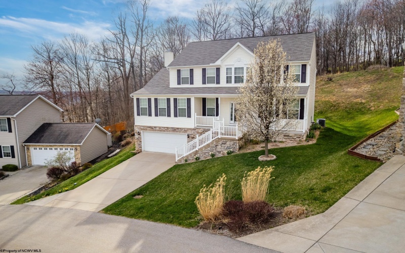 121 Brookdale Drive, Morgantown, West Virginia 26508, 4 Bedrooms Bedrooms, 10 Rooms Rooms,3 BathroomsBathrooms,Single Family Detached,For Sale,Brookdale,10158647