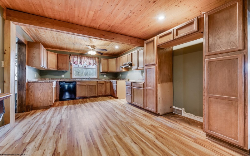 506 Delta Road, Wileyville, West Virginia 26581, 2 Bedrooms Bedrooms, 11 Rooms Rooms,1 BathroomBathrooms,Single Family Detached,For Sale,Delta,10158659