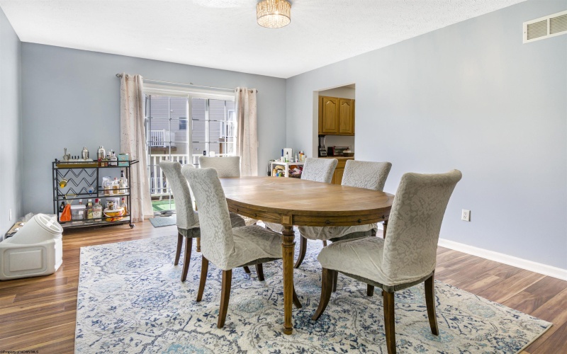 220 Palisades Drive, Morgantown, West Virginia 26508, 3 Bedrooms Bedrooms, 7 Rooms Rooms,2 BathroomsBathrooms,Single Family Attached,For Sale,Palisades,10158698