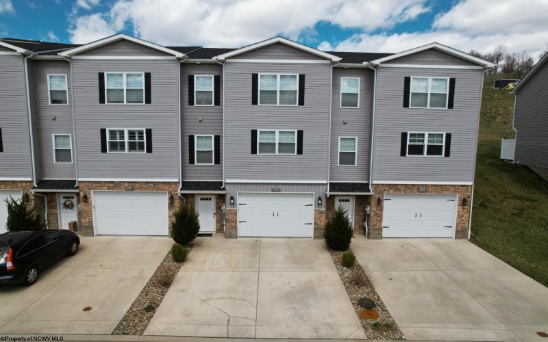2050 Mountain Ash Lane, Morgantown, West Virginia 26501, 3 Bedrooms Bedrooms, 7 Rooms Rooms,2 BathroomsBathrooms,Single Family Attached,For Sale,Mountain Ash,10158707