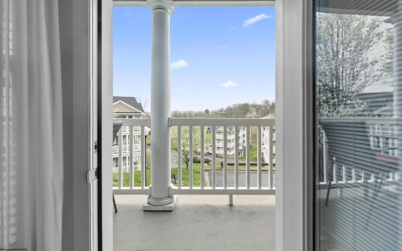 2518 Suncrest Village, Morgantown, West Virginia 26505, 2 Bedrooms Bedrooms, 5 Rooms Rooms,2 BathroomsBathrooms,Single Family Attached,For Sale,Suncrest,10158719