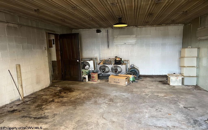 445 Main Street, Kingwood, West Virginia 26537, ,Commercial/industrial,For Lease,Main,10158720