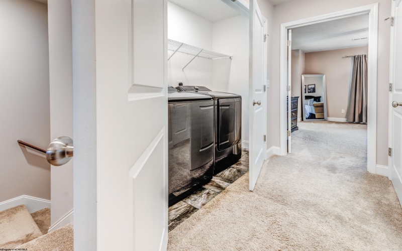 116 Red Oak Lane, Morgantown, West Virginia 26501, 3 Bedrooms Bedrooms, 7 Rooms Rooms,2 BathroomsBathrooms,Single Family Attached,For Sale,Red Oak,10158752