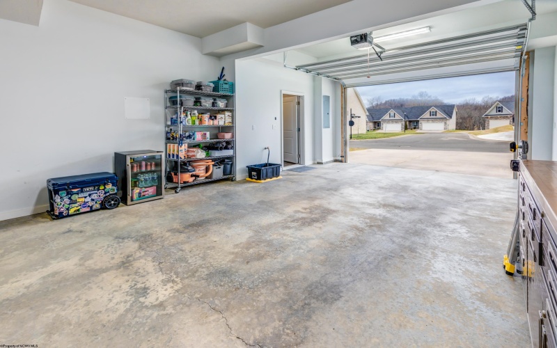 116 Red Oak Lane, Morgantown, West Virginia 26501, 3 Bedrooms Bedrooms, 7 Rooms Rooms,2 BathroomsBathrooms,Single Family Attached,For Sale,Red Oak,10158752