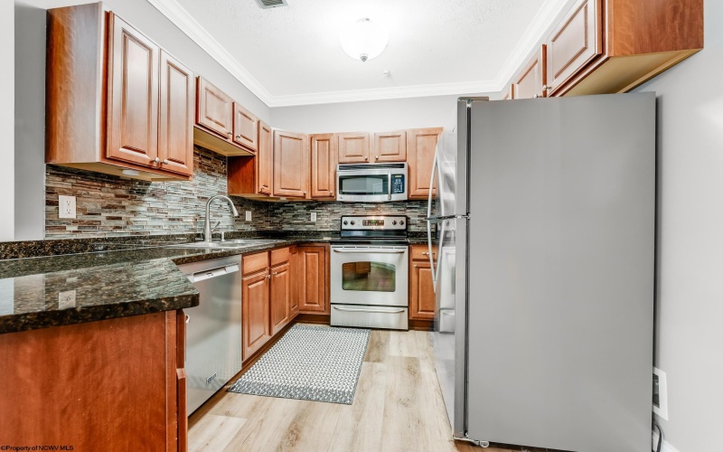 2511 Suncrest Village, Morgantown, West Virginia 26505, 2 Bedrooms Bedrooms, 4 Rooms Rooms,2 BathroomsBathrooms,Single Family Attached,For Sale,Suncrest,10158750