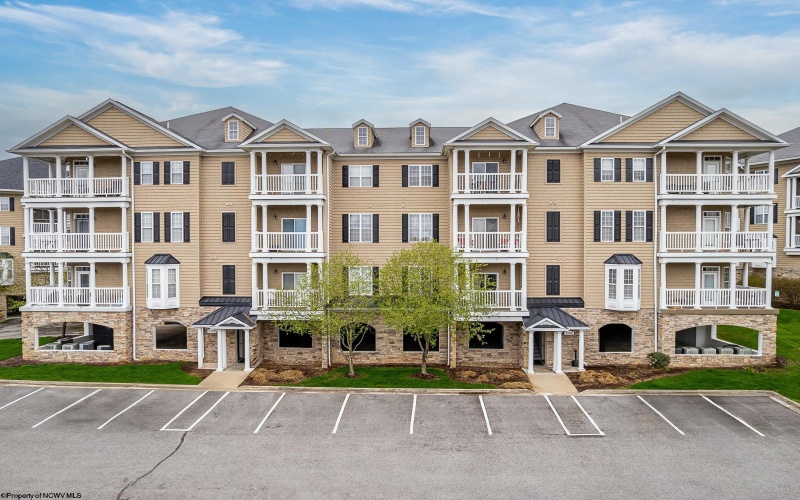 2511 Suncrest Village, Morgantown, West Virginia 26505, 2 Bedrooms Bedrooms, 4 Rooms Rooms,2 BathroomsBathrooms,Single Family Attached,For Sale,Suncrest,10158750