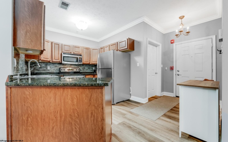 2511 Suncrest Village, Morgantown, West Virginia 26505, 2 Bedrooms Bedrooms, 4 Rooms Rooms,2 BathroomsBathrooms,Single Family Attached,For Sale,Suncrest,10158750