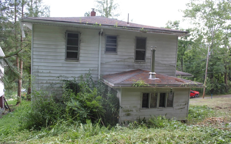 54 Greenbrier Street, Camden on Gauley, West Virginia 26208, 4 Bedrooms Bedrooms, 15 Rooms Rooms,2 BathroomsBathrooms,Single Family Detached,For Sale,Greenbrier,10158753