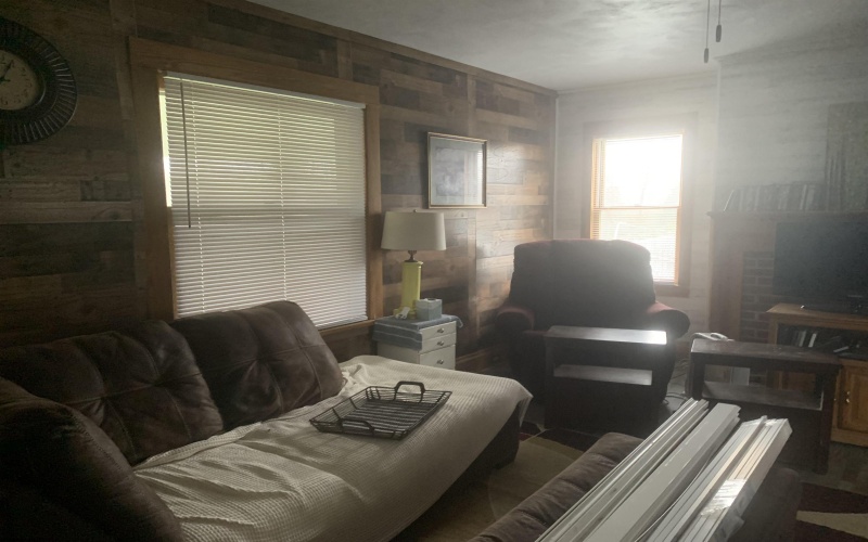 28 Shingleton Road, Spelter, West Virginia 26438, 3 Bedrooms Bedrooms, 8 Rooms Rooms,2 BathroomsBathrooms,Single Family Detached,For Sale,Shingleton,10158758