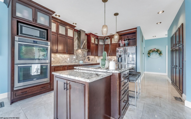 60 Heritage Hills Road, Uniontown, Pennsylvania 15401, 3 Bedrooms Bedrooms, 8 Rooms Rooms,2 BathroomsBathrooms,Single Family Detached,For Sale,Heritage Hills,10158761