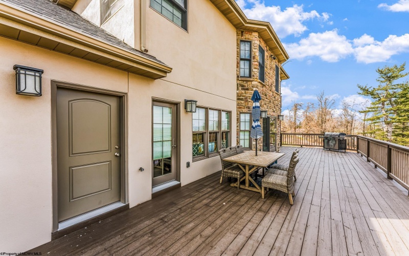 60 Heritage Hills Road, Uniontown, Pennsylvania 15401, 3 Bedrooms Bedrooms, 8 Rooms Rooms,2 BathroomsBathrooms,Single Family Detached,For Sale,Heritage Hills,10158761