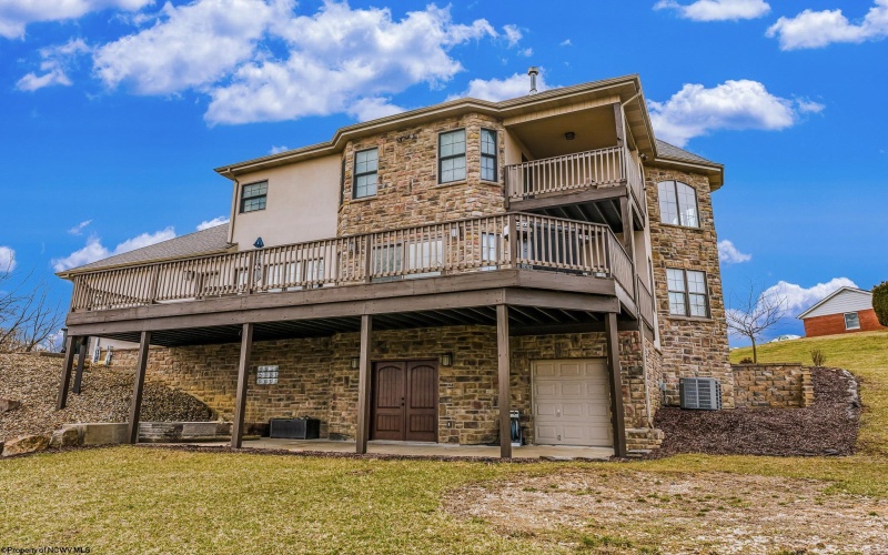 60 Heritage Hills Road, Uniontown, Pennsylvania 15401, 3 Bedrooms Bedrooms, 8 Rooms Rooms,2 BathroomsBathrooms,Single Family Detached,For Sale,Heritage Hills,10158761