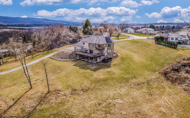 60 Heritage Hills Road, Uniontown, Pennsylvania 15401, 3 Bedrooms Bedrooms, 8 Rooms Rooms,2 BathroomsBathrooms,Single Family Detached,For Sale,Heritage Hills,10158761