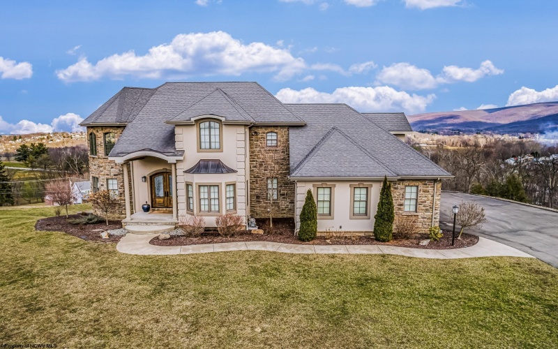 60 Heritage Hills Road, Uniontown, Pennsylvania 15401, 3 Bedrooms Bedrooms, 8 Rooms Rooms,2 BathroomsBathrooms,Single Family Detached,For Sale,Heritage Hills,10158761