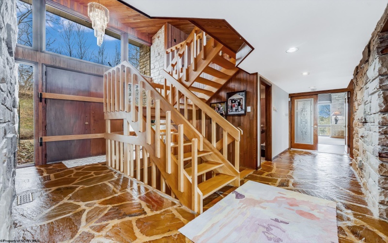 70 Heritage Hills Road, Uniontown, Pennsylvania 15401, 3 Bedrooms Bedrooms, 8 Rooms Rooms,2 BathroomsBathrooms,Single Family Detached,For Sale,Heritage Hills,10158762