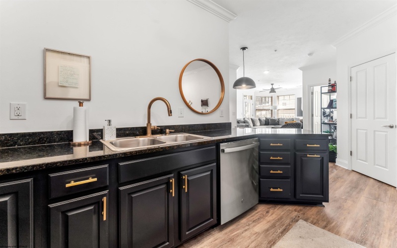 2117 Suncrest Village Drive, Morgantown, West Virginia 26505, 2 Bedrooms Bedrooms, 4 Rooms Rooms,2 BathroomsBathrooms,Single Family Attached,For Sale,Suncrest Village,10158782