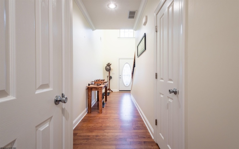 24 Fairway Drive, Mount Clare, West Virginia 26408, 3 Bedrooms Bedrooms, 5 Rooms Rooms,2 BathroomsBathrooms,Single Family Attached,For Sale,Fairway,10158791