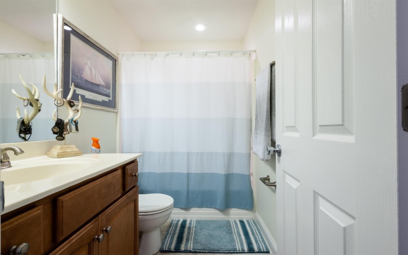 24 Fairway Drive, Mount Clare, West Virginia 26408, 3 Bedrooms Bedrooms, 5 Rooms Rooms,2 BathroomsBathrooms,Single Family Attached,For Sale,Fairway,10158791