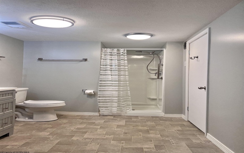 1203 Briercliff Road, Bridgeport, West Virginia 26330, 3 Bedrooms Bedrooms, 9 Rooms Rooms,2 BathroomsBathrooms,Single Family Detached,For Sale,Briercliff,10158799
