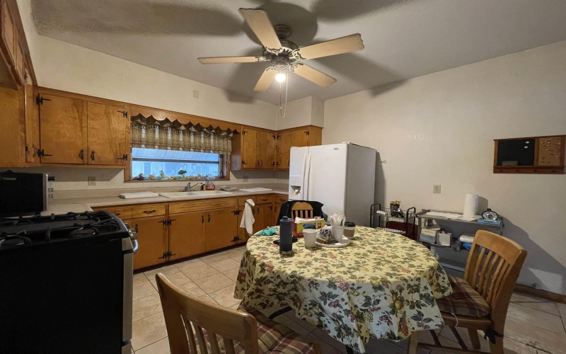 474 Main Avenue, Weston, West Virginia 26452, ,Multi-unit/income,For Sale,Main,10158801