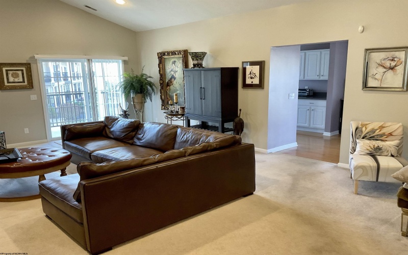 114 Barrington Court, Bridgeport, West Virginia 26330, 3 Bedrooms Bedrooms, 6 Rooms Rooms,2 BathroomsBathrooms,Single Family Attached,For Sale,Barrington,10158823