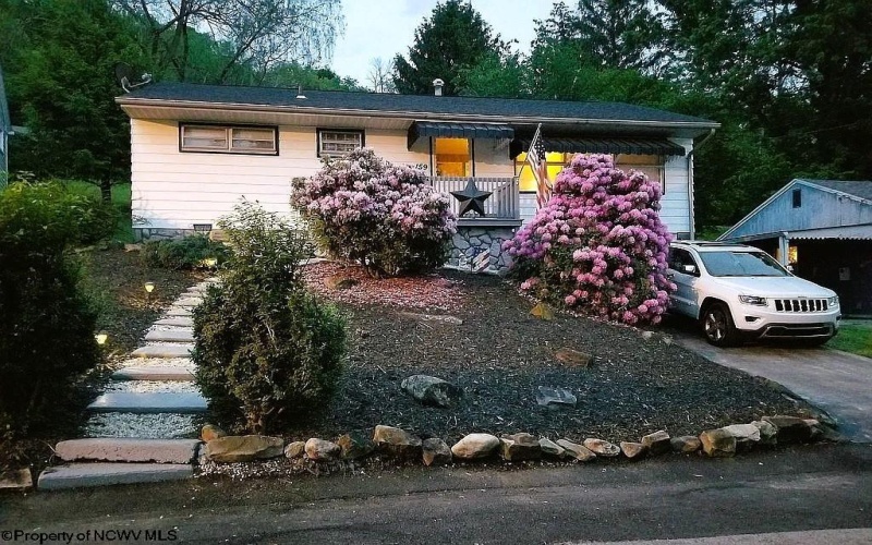 159 Kramer Drive, Clarksburg, West Virginia 26301, 3 Bedrooms Bedrooms, 5 Rooms Rooms,1 BathroomBathrooms,Single Family Detached,For Sale,Kramer,10157633