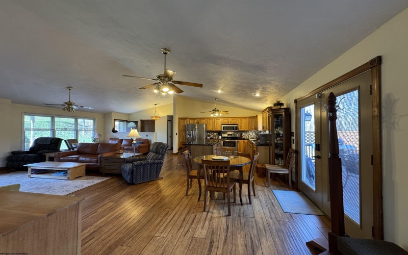 1141 Deerfield Drive, Fairmont, West Virginia 26554, 4 Bedrooms Bedrooms, 7 Rooms Rooms,3 BathroomsBathrooms,Single Family Detached,For Sale,Deerfield,10158856