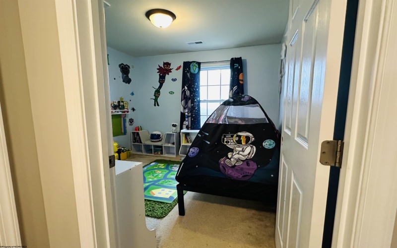 187 Birds Eye View Drive, Morgantown, West Virginia 26501, 3 Bedrooms Bedrooms, 8 Rooms Rooms,2 BathroomsBathrooms,Single Family Attached,For Sale,Birds Eye View,10158892