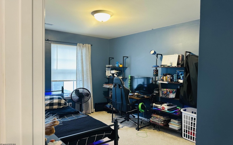 187 Birds Eye View Drive, Morgantown, West Virginia 26501, 3 Bedrooms Bedrooms, 8 Rooms Rooms,2 BathroomsBathrooms,Single Family Attached,For Sale,Birds Eye View,10158892