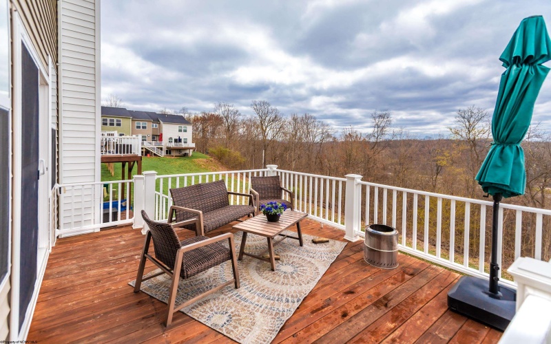 131 Woodside Drive, Morgantown, West Virginia 26508, 3 Bedrooms Bedrooms, 7 Rooms Rooms,2 BathroomsBathrooms,Single Family Attached,For Sale,Woodside,10158893