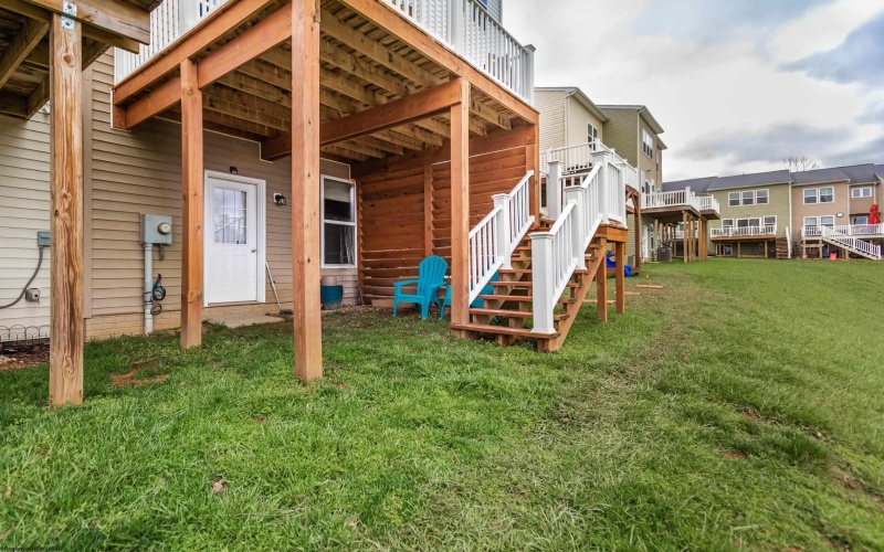 131 Woodside Drive, Morgantown, West Virginia 26508, 3 Bedrooms Bedrooms, 7 Rooms Rooms,2 BathroomsBathrooms,Single Family Attached,For Sale,Woodside,10158893