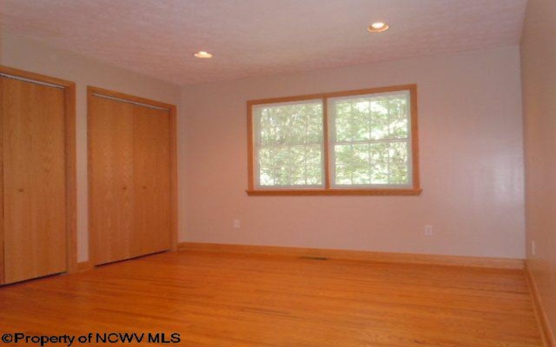 9 Brookside Place, Morgantown, West Virginia 26505, 3 Bedrooms Bedrooms, 6 Rooms Rooms,2 BathroomsBathrooms,Residential Rentals,For Rent,Brookside,10158875
