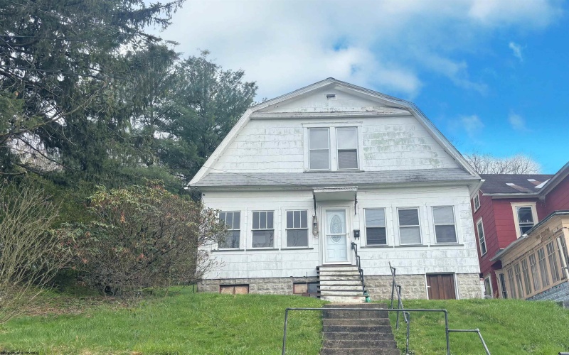 510 Gay Street, Grafton, West Virginia 26354, 3 Bedrooms Bedrooms, 7 Rooms Rooms,1 BathroomBathrooms,Single Family Detached,For Sale,Gay,10158882