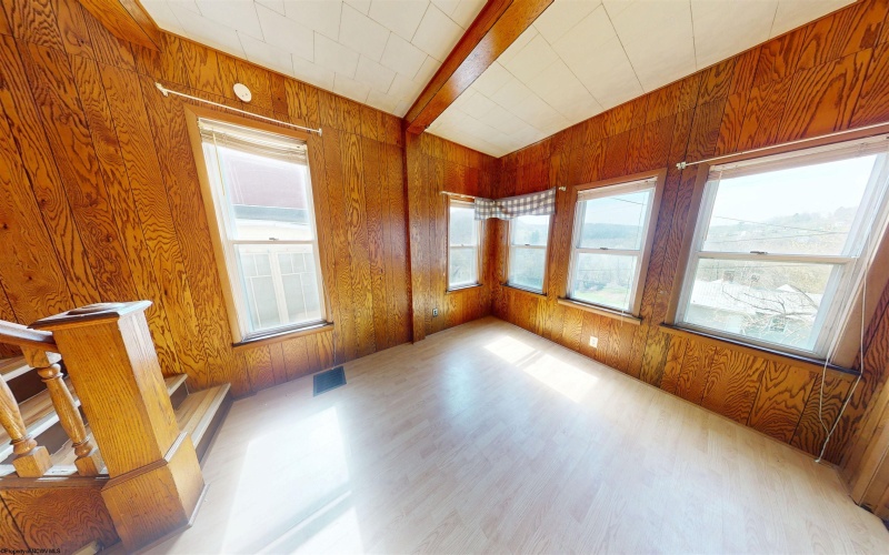 510 Gay Street, Grafton, West Virginia 26354, 3 Bedrooms Bedrooms, 7 Rooms Rooms,1 BathroomBathrooms,Single Family Detached,For Sale,Gay,10158882