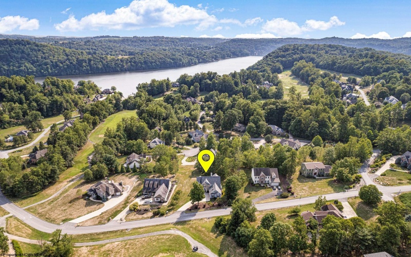 4009 Greystone Drive, Morgantown, West Virginia 26508, 5 Bedrooms Bedrooms, 10 Rooms Rooms,4 BathroomsBathrooms,Single Family Detached,For Sale,Greystone,10158886