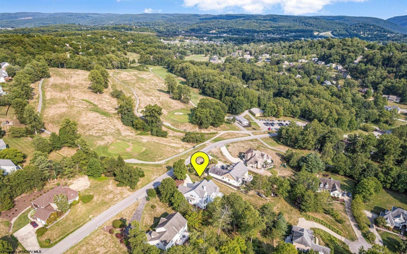 4009 Greystone Drive, Morgantown, West Virginia 26508, 5 Bedrooms Bedrooms, 10 Rooms Rooms,4 BathroomsBathrooms,Single Family Detached,For Sale,Greystone,10158886