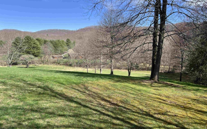 188 Oak Drive, Elkins, West Virginia 26241, 4 Bedrooms Bedrooms, 12 Rooms Rooms,2 BathroomsBathrooms,Single Family Detached,For Sale,Oak,10158895