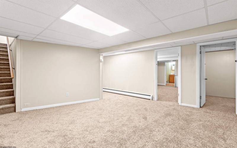 678 Bellaire Drive, Morgantown, West Virginia 26505, 3 Bedrooms Bedrooms, 9 Rooms Rooms,2 BathroomsBathrooms,Single Family Detached,For Sale,Bellaire,10158904