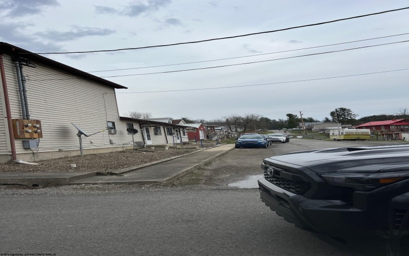 90 Johnson Avenue, Elkins, West Virginia 26241, ,Multi-unit/income,For Sale,Johnson,10158914