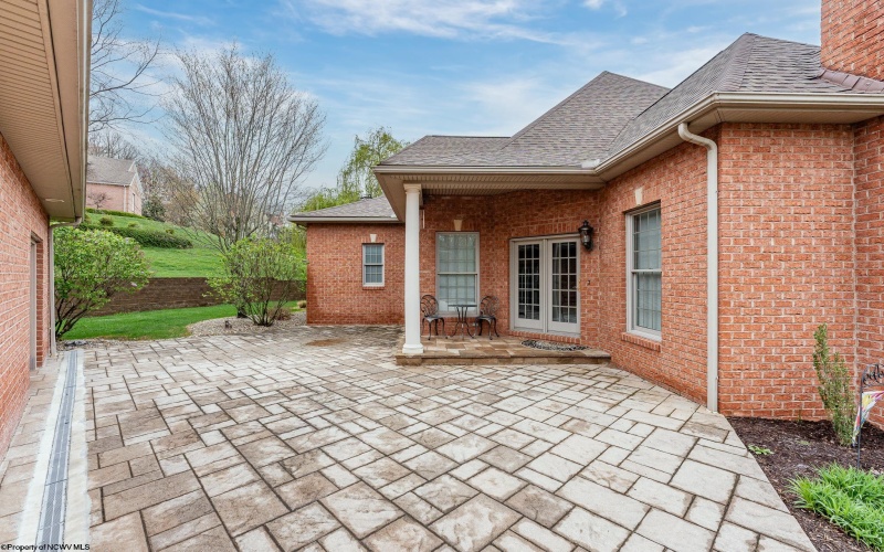 4014 Greystone Drive, Morgantown, West Virginia 26508, 4 Bedrooms Bedrooms, 9 Rooms Rooms,3 BathroomsBathrooms,Single Family Detached,For Sale,Greystone,10158929