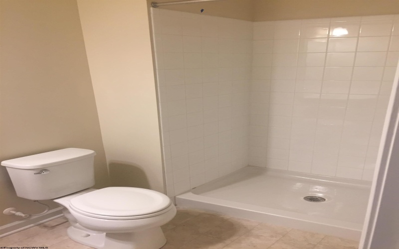 105 Inlet Street, Morgantown, West Virginia 26508, 4 Bedrooms Bedrooms, 7 Rooms Rooms,4 BathroomsBathrooms,Residential Rentals,For Rent,Inlet,10158925