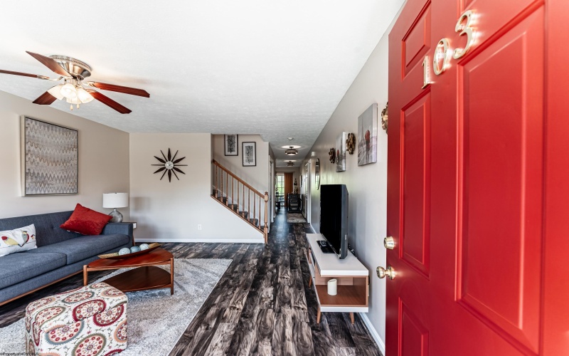 136 Barrington Court, Bridgeport, West Virginia 26330, 3 Bedrooms Bedrooms, 5 Rooms Rooms,2 BathroomsBathrooms,Single Family Attached,For Sale,Barrington,10158943
