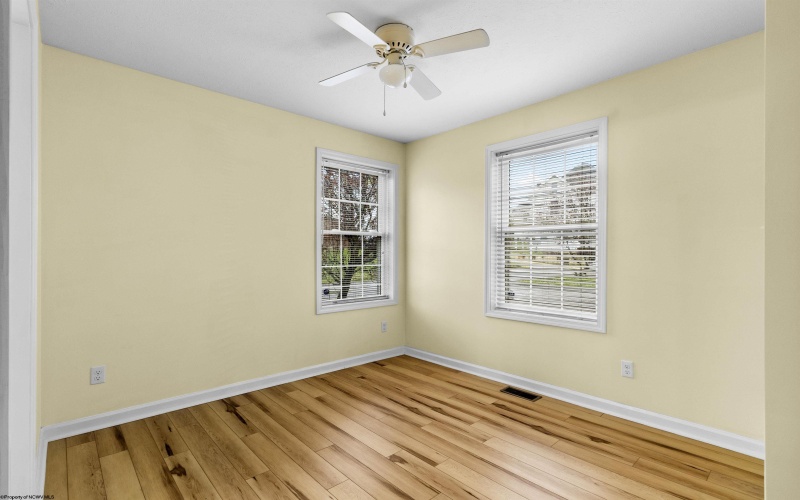 617 Richwood Avenue, Morgantown, West Virginia 26505, 4 Bedrooms Bedrooms, 7 Rooms Rooms,3 BathroomsBathrooms,Single Family Detached,For Sale,Richwood,10158937