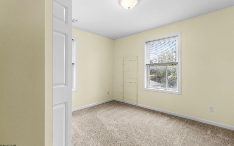 617 Richwood Avenue, Morgantown, West Virginia 26505, 4 Bedrooms Bedrooms, 7 Rooms Rooms,3 BathroomsBathrooms,Single Family Detached,For Sale,Richwood,10158937