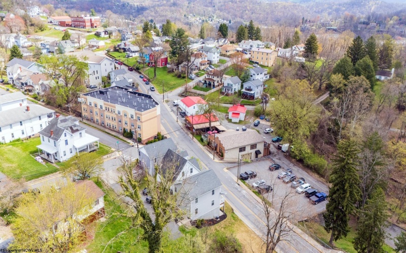 617 Richwood Avenue, Morgantown, West Virginia 26505, 4 Bedrooms Bedrooms, 7 Rooms Rooms,3 BathroomsBathrooms,Single Family Detached,For Sale,Richwood,10158937